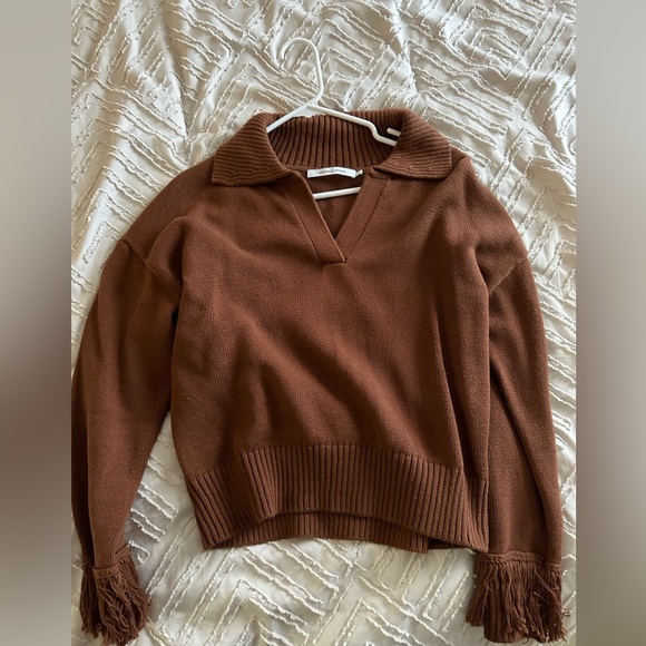 Revolve sweater - Picture 2 of 2